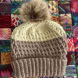 Handmade crochet hat // beanie with Pom-pom